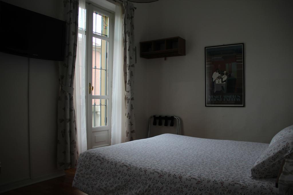 B&B Villa Ferrari Asti Ngoại thất bức ảnh